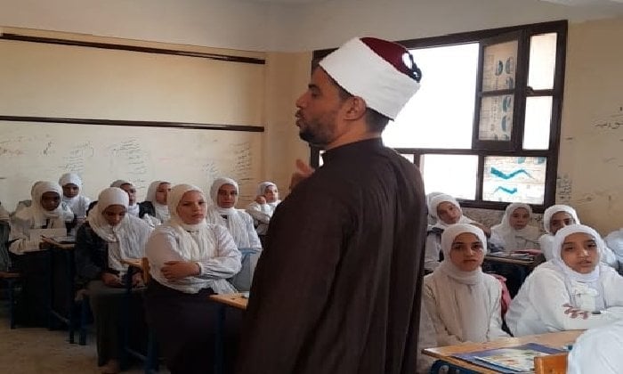 أوقاف الفيوم تواصل تصحيح المفاهيم.. ندوة توعوية حول الاستخدام الآمن للسوشيال ميديا