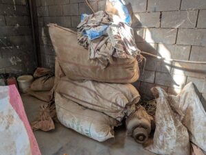 إتلاف 3.7 طن من التبغ: جهود مكثفة لمكافحة التهريب في جدة اليوم