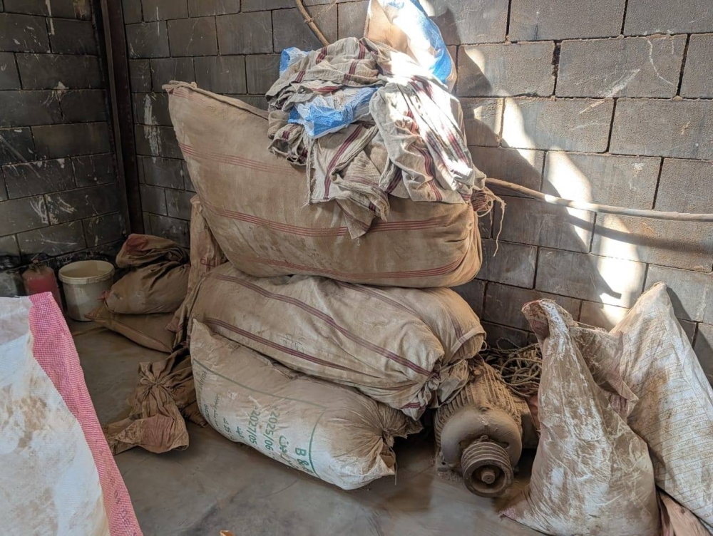 إتلاف 3.7 طن من التبغ: جهود مكثفة لمكافحة التهريب في جدة اليوم