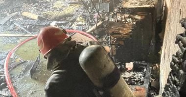 إخماد حريق في منزل مكون من ثلاثة طوابق في الفيوم