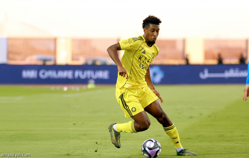 إصابة كومان تثير القلق لكن لا تستدعي الأشعة في النصر