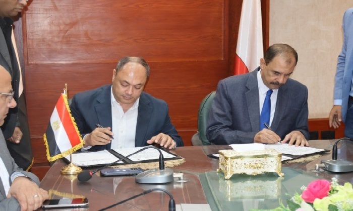 توقيع 3 بروتوكولات لإقامة مشروعات زراعية وصناعية جديدة بسوهاج