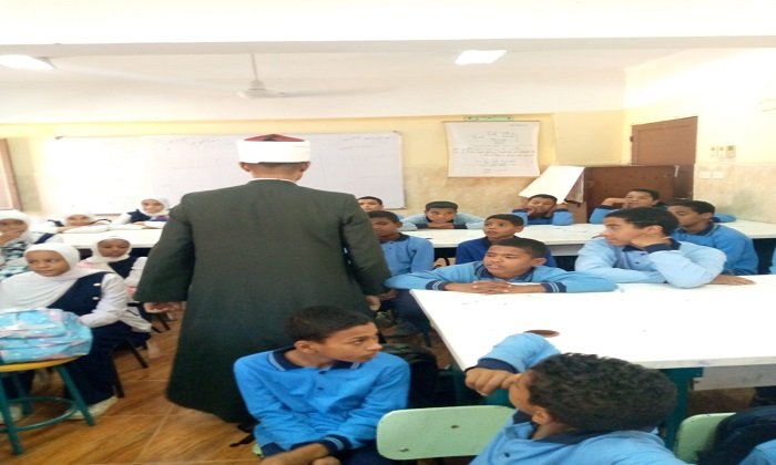 «وحدة حماية الطفل» تُطلق حملة توعوية لمواجهة "مخاطر التنمر" في المدارس