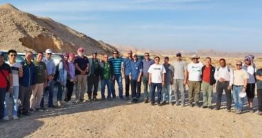 رحلة جيولوجية استكشافية لجنوب الوادى بالتعاون مع الجمعية المصرية لاستكشاف البترول