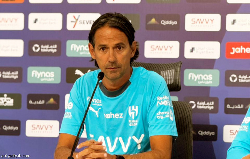 إنزاجي يؤكد مواجهة تحديات الظهير الأيمن قبل لقاء الفتح