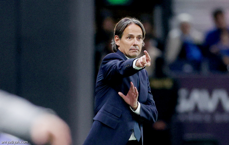 إنزاجي ينتقد بداية لاعبي الهلال ويسعى لتحسين الأداء في المباريات