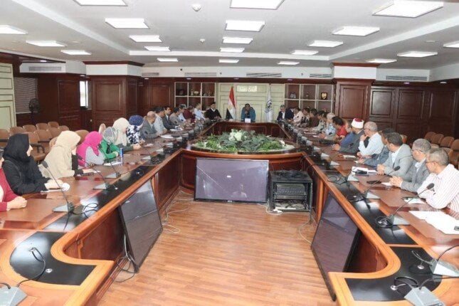محافظة بني سويف تعقد اجتماعًا موسعًا لمتابعة التعديات على أراضي الدولة والبناء المخالف