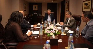 وزير السياحة يجتمع برئيس المجلس العالمي للسفر لدعم استثمارات القطاع في مصر