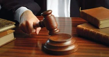 استئناف يبرئ مرشحاً لانتخابات الفيوم من تهمة انتحال صفة طبيب