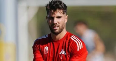 استبعاد نجل زين الدين زيدان من معسكر منتخب الجزائر