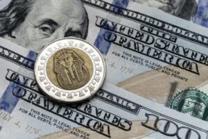 سعر الدولار مقابل الجنيه اليوم الجمعة 7 نوفمبر 2025.. «استقرار الأخضر»