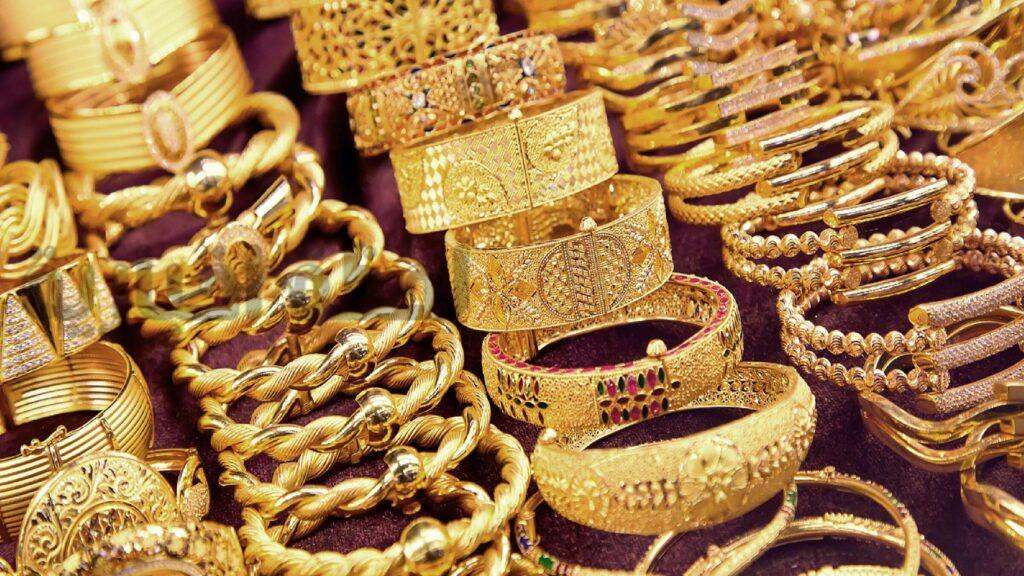 اشتريه الآن واستثمر به .. سعر الذهب اليوم في السعودية جميع الأحجام