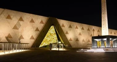 بعد افتتاح المتحف الكبير.. هل ستحقق مصر 20 مليون سائح سنويا نهاية 2026؟