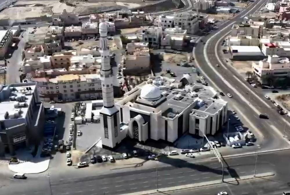 افتتاح جامع المجدوعي بالعاصمة المقدسة: معلم جديد يجسد روح الإيمان والمجتمع.