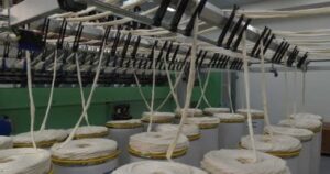 اكتشف مشروعات المناطق الصناعية بالبحيرة من الكيماويات إلى صناعة النسيج.