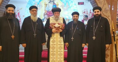 الأقباط يحتفلون بعيد القديس مارمينا بكنيسة غيط العنب في الإسكندرية