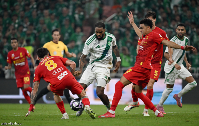 الأهلي يواصل تلقي البطاقات الحمراء للمرة الثالثة في الدوري