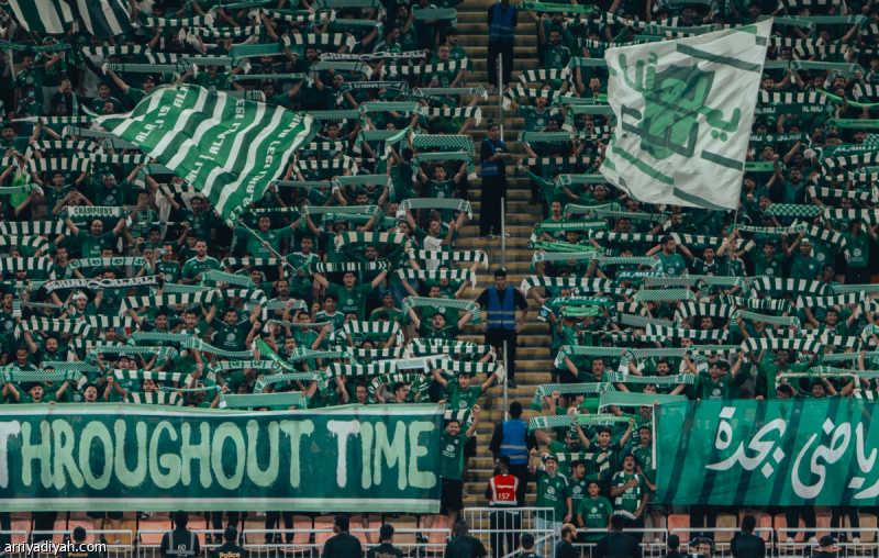 الأهلي يوزع ألف تذكرة لجماهيره قبل ديربي الاتحاد المرتقب