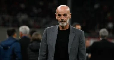 إقالة ستيفانو بيولي من تدريب فيورنتينا الإيطالي