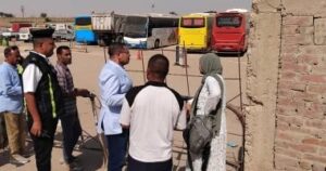 السكرتير المساعد بالأقصر يراقب تجهيزات احتفالات مولد مارجرجس بجبل الرزيقات بالصور