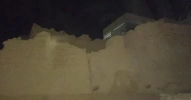 السماح بدفن طفلتين توفيتا إثر انهيار منزل في قنا