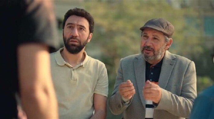 «متمكن جدا».. الفنان كمال أبو رية يشيد بمؤلف كارثة طبيعية