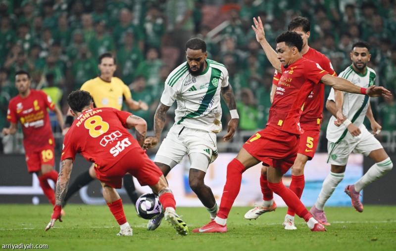 القادسية يحتج رسمياً على الأهلي بسبب قائمة اللاعبين في المباراة