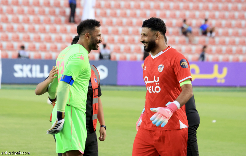 المسيليم والعويس يلتقيان بعد عشر سنوات في دوري يلو للمحترفين