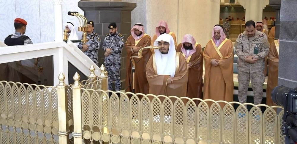 المصلون يتوافدون لأداء صلاة الاستسقاء في كافة مناطق المملكة وسط أجواء روحانية