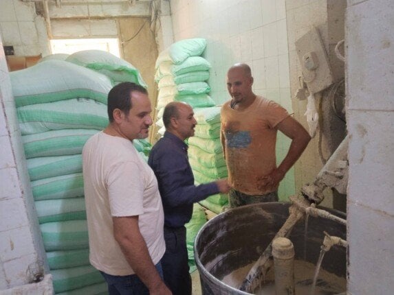 خبز ناقص ولحوم فاسدة.. المنيا تحرر 189 مخالفة للمخابز و 47 للأسواق