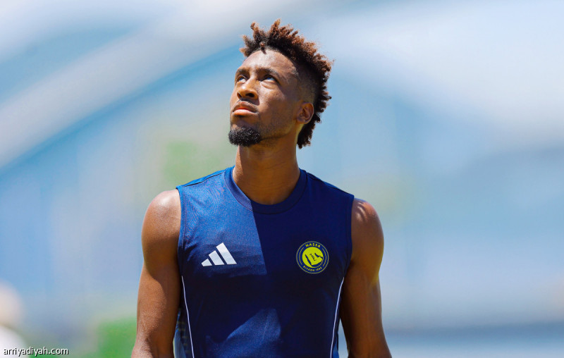 النصر يمدد فترة علاج كومان بعد آلام بسيطة في العضلة