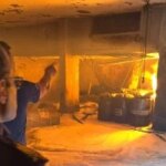 النيابة توقف ترميم مول بالعبور بحي الكرامة بعد حريق نشب فيه