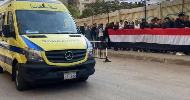 امرأة تتعرض لإغماء بلجنة انتخابية في إدفو والإسعاف يتدخل بسرعة