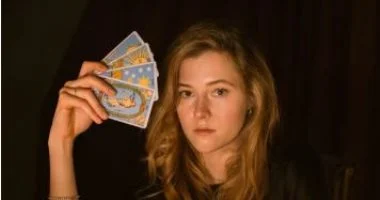 برج الجدي في نوفمبر.. رسائل مهنية وعاطفية من الفلك لمواليد البرج