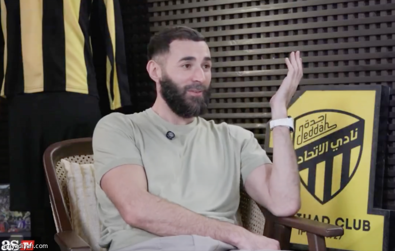 بنزيما يؤكد رغبته في البقاء مع الاتحاد رغم انتهاء العقد