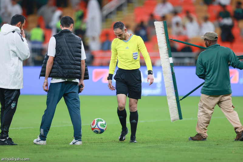 تأجيل الشوط الثاني من مباراة السعودية وكوت ديفوار بسبب الأمطار الغزيرة