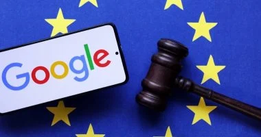 الاتحاد الأوروبى يحقق مع جوجل للاشتباه فى معاقبتها لبعض المواقع الإخبارية