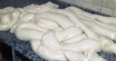 تسجيل مخالفات لمخابز بلدية في أسوان توقفت عن الإنتاج رغم وجود رصيد