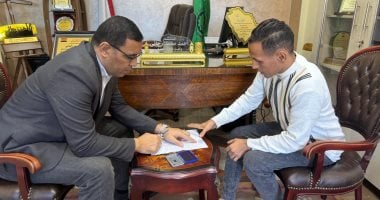 تسليم عقود توظيف جديدة لشباب ذوي الإعاقة بالدقهلية