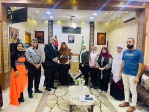 تعليم القليوبية يُسلم الطالبة بسملة صلاح الدين "أجهزة برايل" بعد حصولها على المركز الثاني عربياً