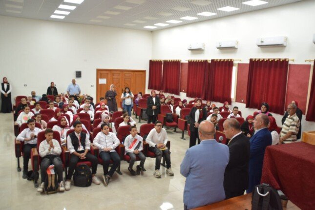 تعليم بورسعيد يختتم تدريب « قادة المستقبل» لتعزيز الانتماء والقيادة الواعية