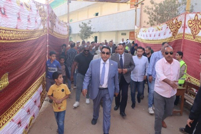 سكرتير عام مساعد ببني سويف يتفقد اللجان الانتخابية في اليوم الثاني لانتخابات مجلس النواب