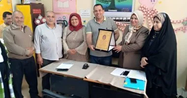 تكريم الفائزة الأولى بمسابقة تحدي القراءة العربي على مستوى المنطقة العربية