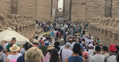 توافد كبير على معابد الأقصر الفرعونية بعد حفل المتحف الكبير