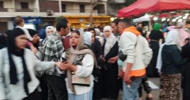 توافد السيدات على لجان انتخابات العجوزة للإدلاء بأصواتهن بانتخابات مجلس النواب