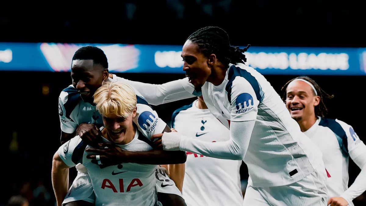 توتنهام يستضيف تشيلسي في ديربي لندن الحاسم بالدوري الإنجليزي اليوم