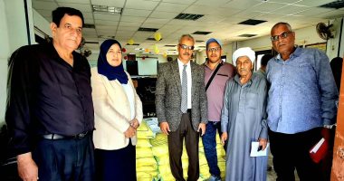 توزيع التقاوي المجانية للقمح في الحقول الإرشادية بالإسماعيلية