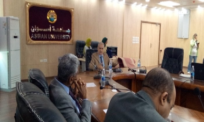 جامعة أسوان تُنهي استعدادها لامتحانات الفصل الدراسي الأول وتؤكد دعمها لذوي الهمم