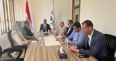 جامعة دمنهور الأهلية تعقد جلستها الأولى في مقرها بالبستان