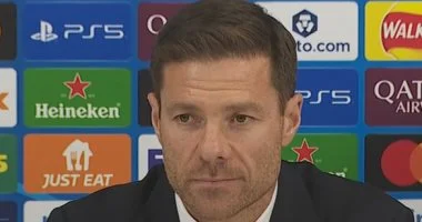 ألونسو يعلن جاهزية أرنولد لقمة ليفربول ضد الريال في دوري أبطال أوروبا